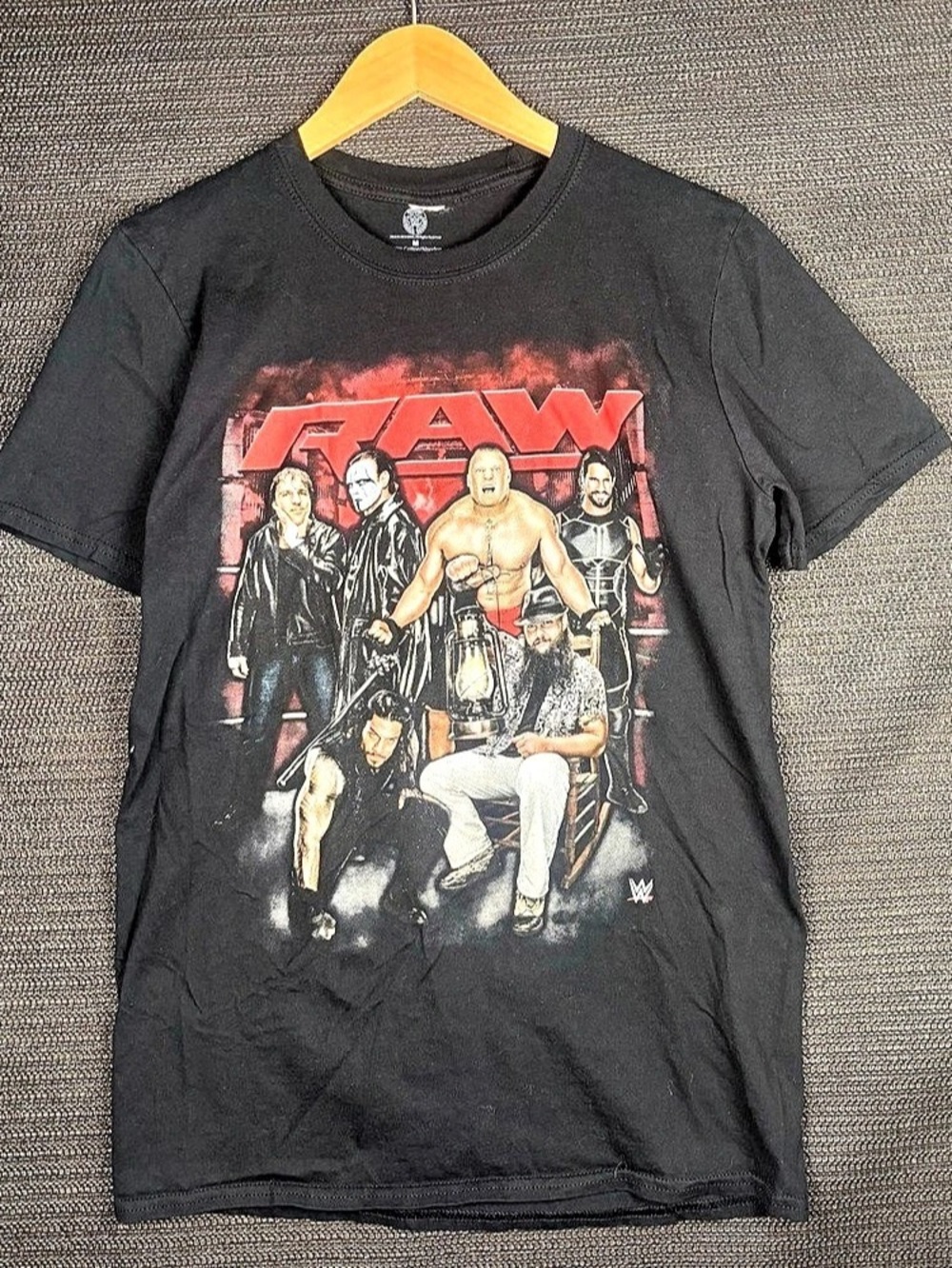 WWE RAW 2015 Superstars T-Shirt Graphic Tee in Black